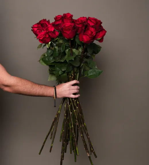 Got Red Roses Where to Order Valentine’s Day Flowers Before It’s Too Late